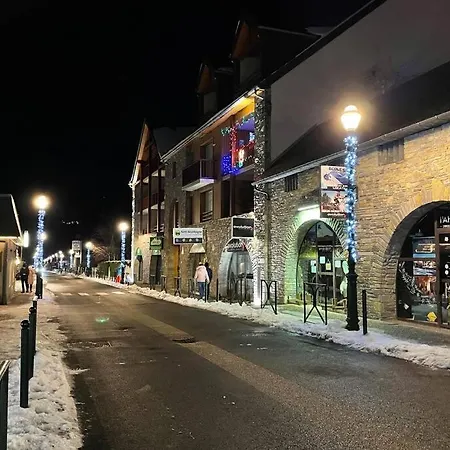 Neuf St Lary 10 Min A Pied *